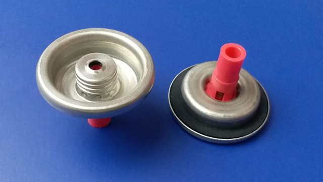 Zaw&oacute;r śrubowy z pojedynczą lub podw&oacute;jną warstwą do butanu