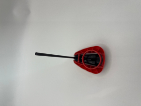 Wygodna czapka uzupełniana wyposażona w rurkę dla łatwego wydawania płynów w aplikacjach domowych i higieny osobistej